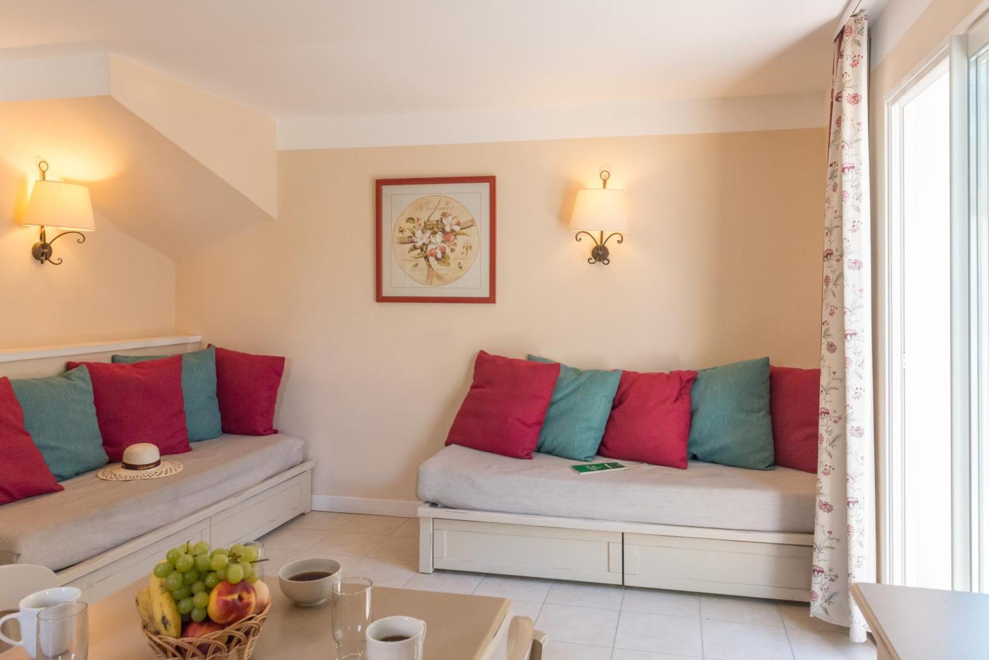 גרוספייר Village Pierre & Vacances Le Rouret מראה חיצוני תמונה