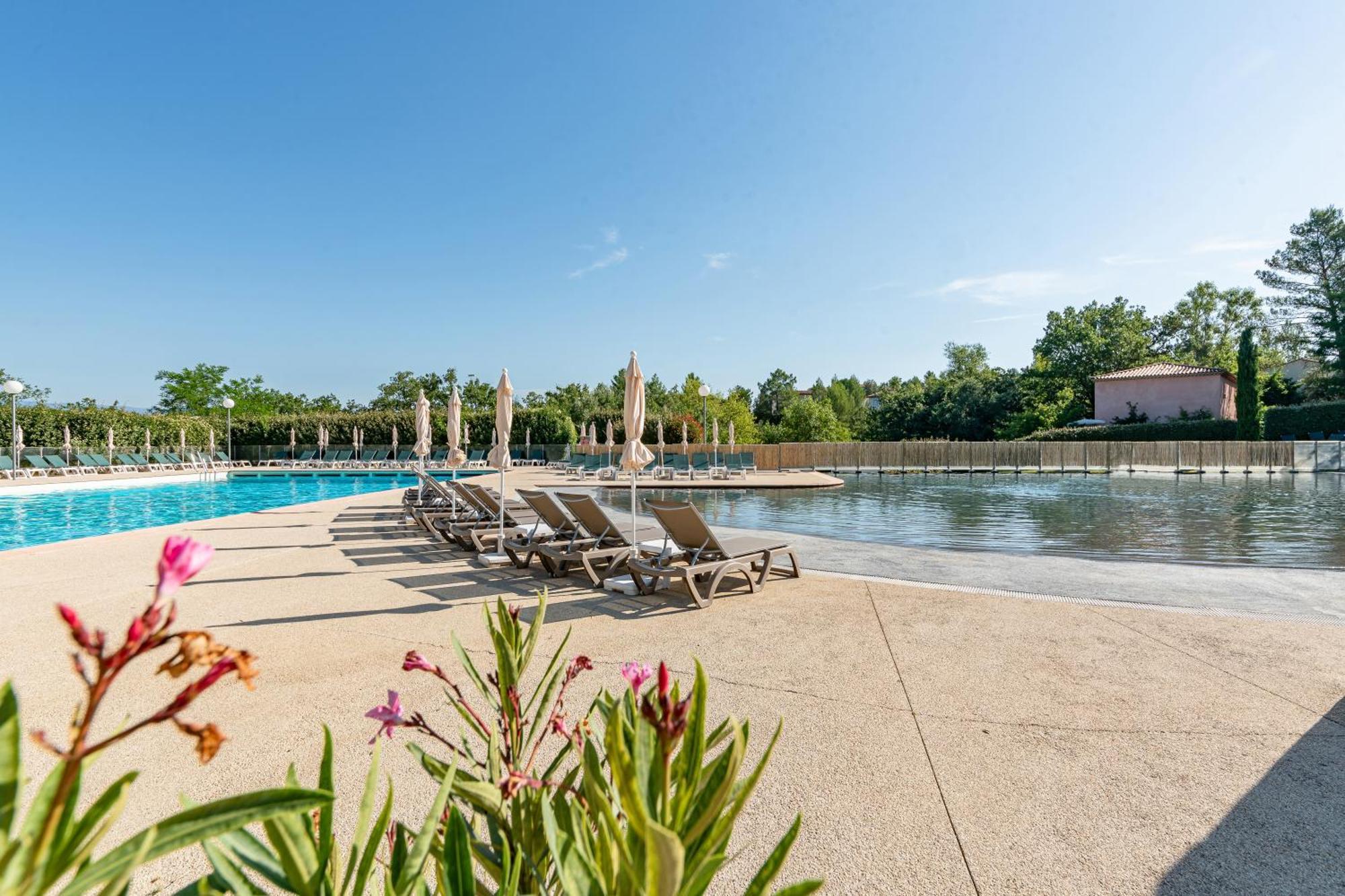 גרוספייר Village Pierre & Vacances Le Rouret מראה חיצוני תמונה